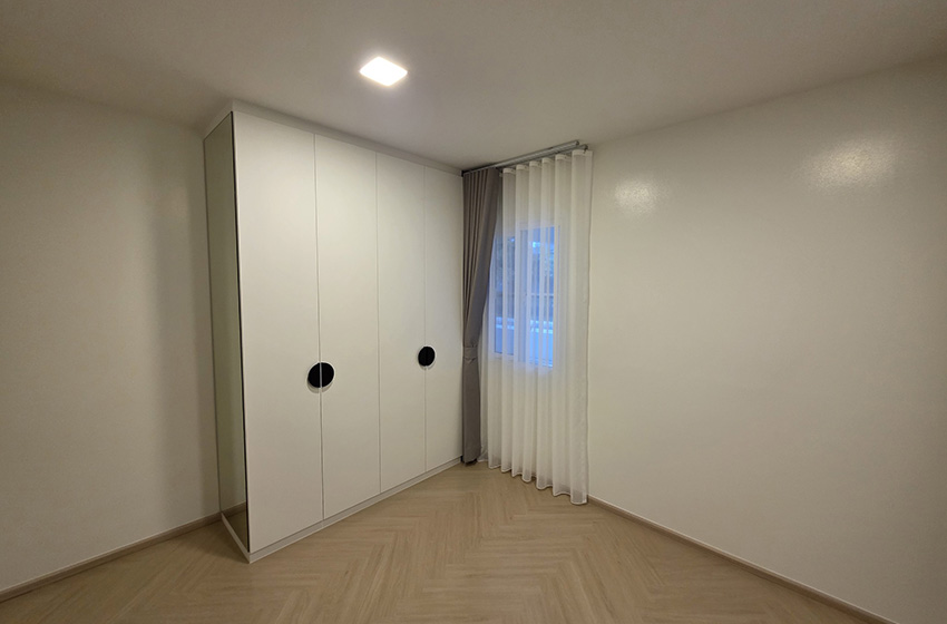 House with Shared Pool in Bangnatrad 